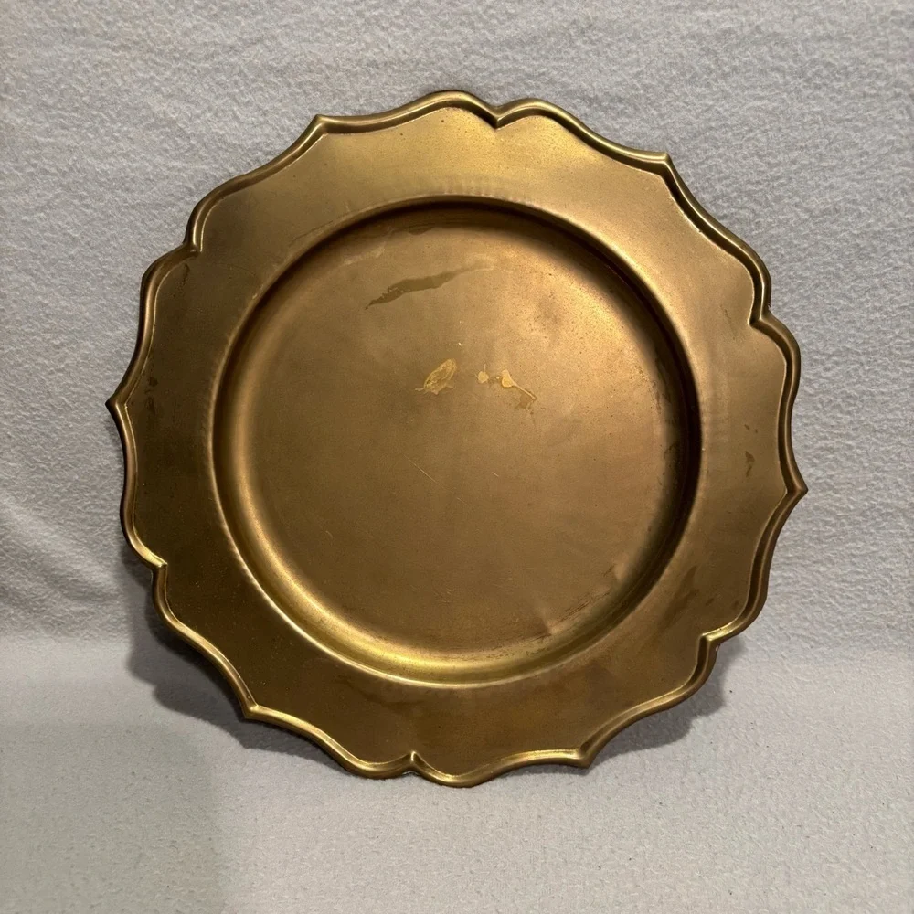 Vintage Brass Scalloped Edge Plate‎ Charger Serving Tray Decorative 12” Dish